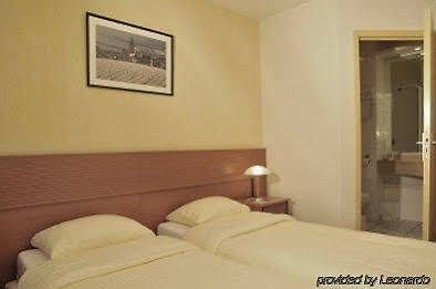 Inter Hotel Tip Top Tinqueux Exterior photo
